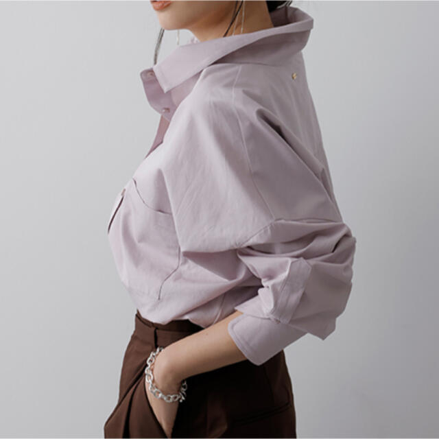 ánuans(アニュアンス)のanuans スタンダードシャツ  GRAYISH PINK レディースのトップス(シャツ/ブラウス(長袖/七分))の商品写真