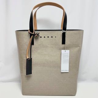 マルニ バイカラーの通販 400点以上 | Marniを買うならラクマ マルニ バイカラーの通販 400点以上 | Marniを買うならラクマ