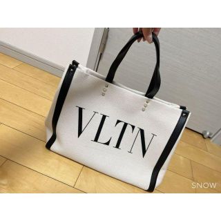 ヴァレンティノ キャンバストートの通販 5点 | VALENTINOを買うならラクマ ヴァレンティノ キャンバストートの通販 5点 | VALENTINOを買うならラクマ