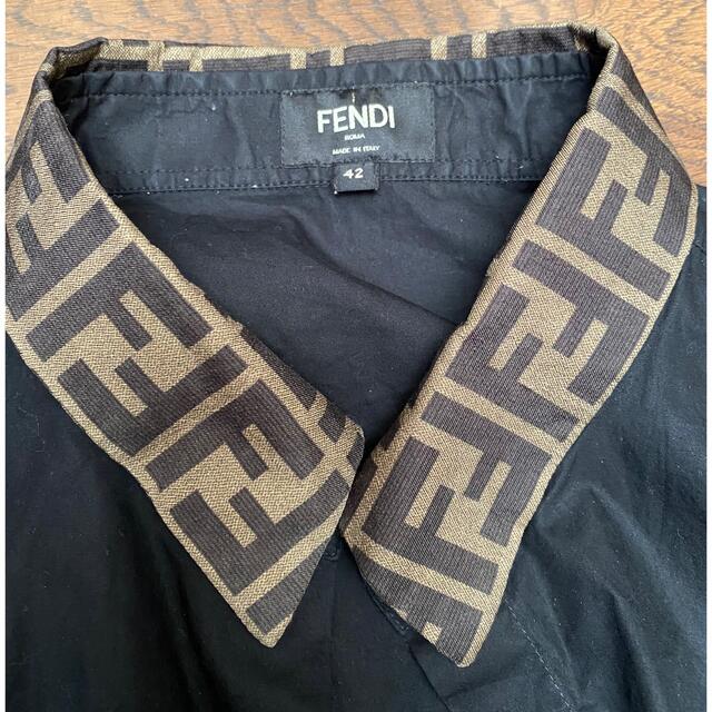 FENDI(フェンディ)のFENDI 20AW FF柄襟ロゴシャツ 42 訳あり メンズのトップス(シャツ)の商品写真