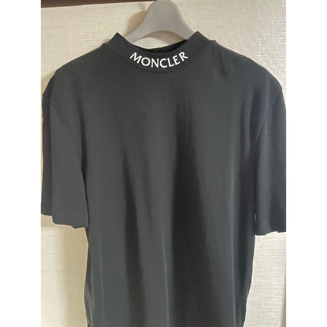 Tシャツ/カットソー(半袖/袖なし)モンクレール　Tシャツ　Mサイズ