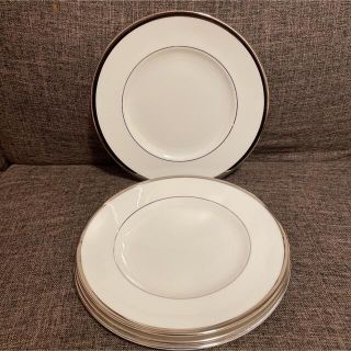 ウェッジウッド(WEDGWOOD)のウェッジウッド　カーリン　デザートプレート　20.5cm(食器)