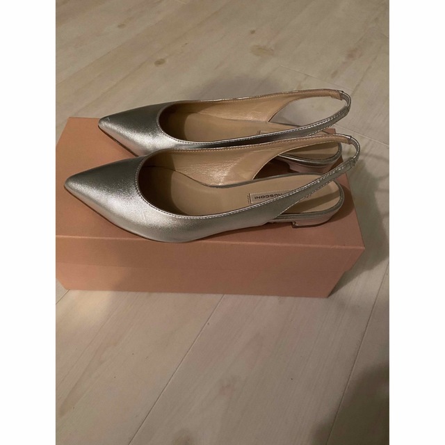 ファビオルスコーニ  2020   ストラップサンダル　シルバー　23㎝　美品 レディースの靴/シューズ(サンダル)の商品写真