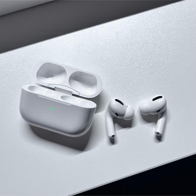 Apple AirPods pro 本体 イヤホン部 新品交換済み