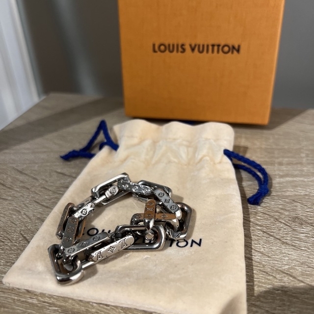 LOUIS VUITTON(ルイヴィトン)のルイヴィトン　ブレスレット メンズのアクセサリー(ブレスレット)の商品写真