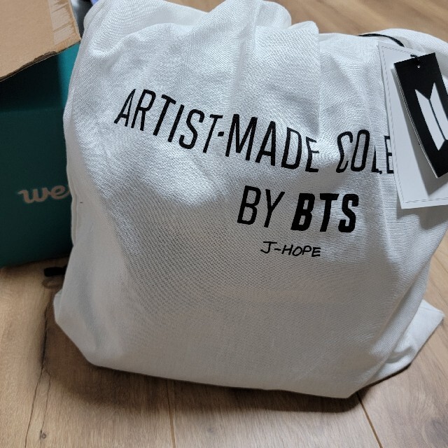 防弾少年団(BTS)(ボウダンショウネンダン)のSIDE BY SIDE MINI BAG J-HOPE BT  ホソク サバサ レディースのバッグ(ショルダーバッグ)の商品写真