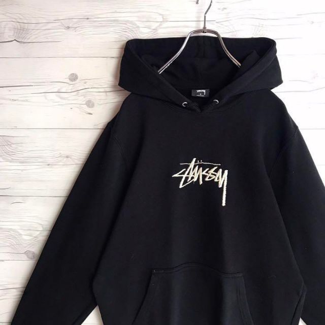 STUSSY 超人気モデル 刺繍ロゴ 入手困難 パーカー S