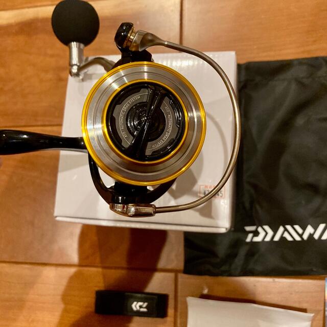 DAIWA(ダイワ)の新品　ダイワ　ブラスト　4000H Daiwa blast4000H スポーツ/アウトドアのフィッシング(リール)の商品写真