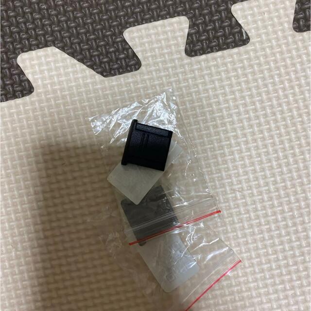 ホットシューカバー２個 スマホ/家電/カメラのカメラ(コンパクトデジタルカメラ)の商品写真