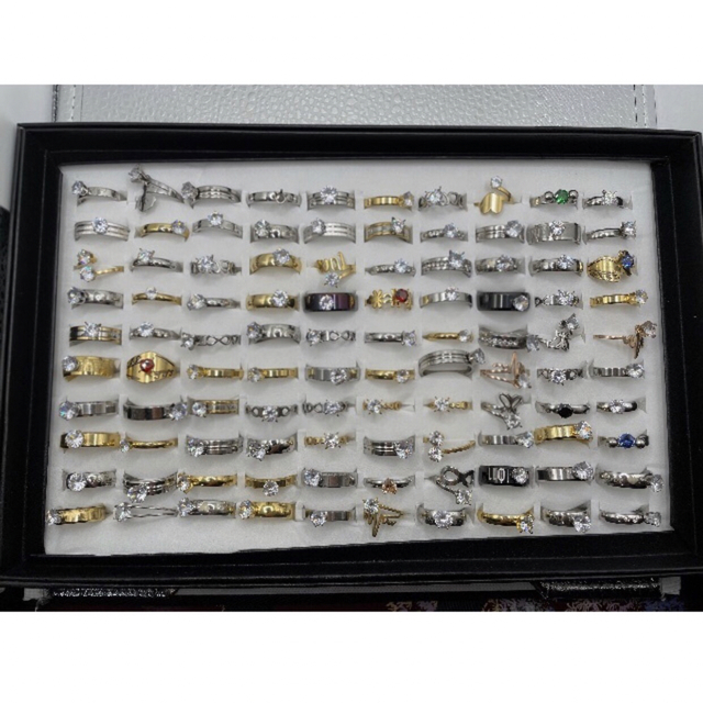 ファッションリング 200個 指輪 キュービック ジルコニア ダイヤモンド レディースのアクセサリー(リング(指輪))の商品写真