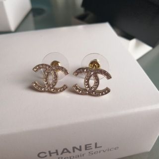 シャネル ピアス(クリスタル)の通販 100点以上 | CHANELのレディース シャネル ピアス(クリスタル)の通販 100点以上 | CHANELのレディース