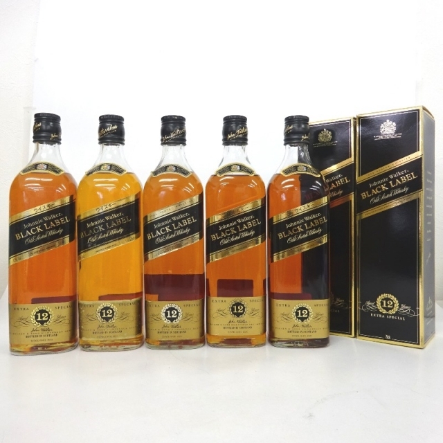 未開封★Johnny Walker【ジョニーウォーカー】 ブラックラベル 12年 黒キャップ 4本セット 1000/1125ml 箱なし