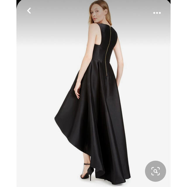 価格は安く CalvinKlein ワンショルダースリット総レース演奏会