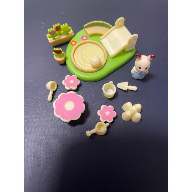 Epoch シルバニアファミリー 森のなかよし幼稚園 ガチャガチャの通販 By 年内処分するものあり お早めに エポックならラクマ