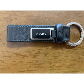 プラダ(PRADA)のPRADA プラダ　キーホルダー　レザー　ブラック　本革(キーホルダー)