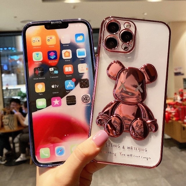 iPhone13ケース　熊　くま　クマ　iPhoneケース　ピンク　他の機種も有 スマホ/家電/カメラのスマホアクセサリー(iPhoneケース)の商品写真