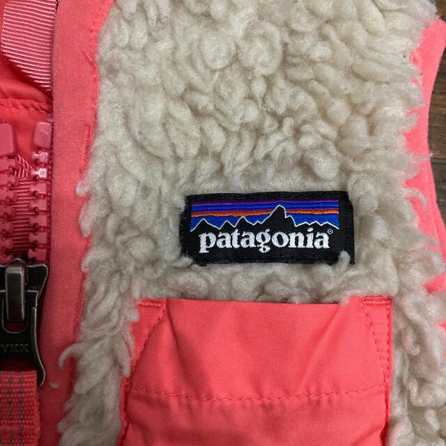 patagonia(パタゴニア)のpatpgonia  キッズベスト レトロX キッズ/ベビー/マタニティのベビー服(~85cm)(ジャケット/コート)の商品写真