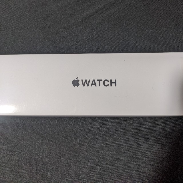 Apple Watch(アップルウォッチ)の新品 Apple Watch SE GPSモデル 40mm MKQ03J/A スマホ/家電/カメラのスマートフォン/携帯電話(その他)の商品写真