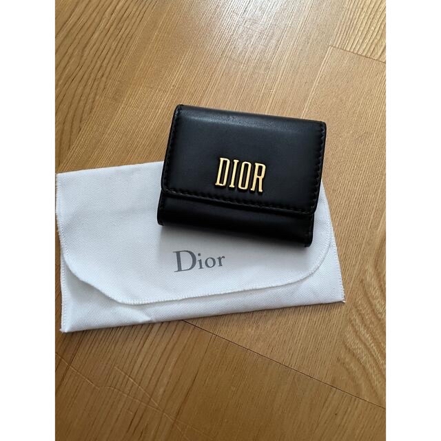 dior コンパクト財布