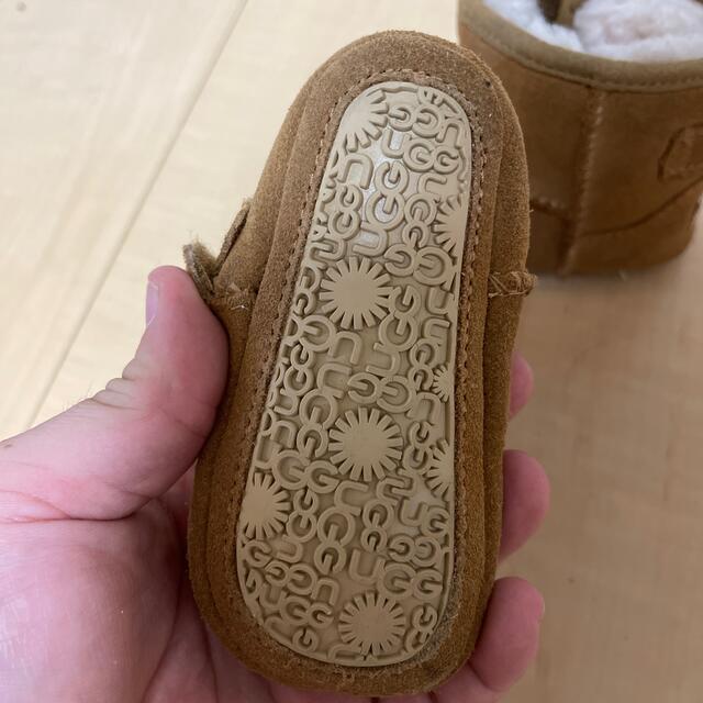 UGG(アグ)のUgg ベビーシューズ　サイズ11cm 美品 キッズ/ベビー/マタニティのベビー靴/シューズ(~14cm)(ブーツ)の商品写真