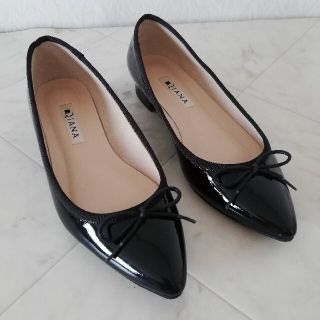 ダイアナ ローヒールパンプスの通販 400点以上 | DIANAを買うならラクマ