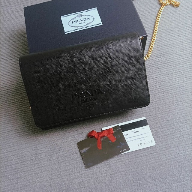 PRADA チェーン ショルダーバッグ - www.glycoala.com