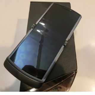 Motorola - 値下げmotorola razr 5G SIMフリーの通販 by kazu's shop