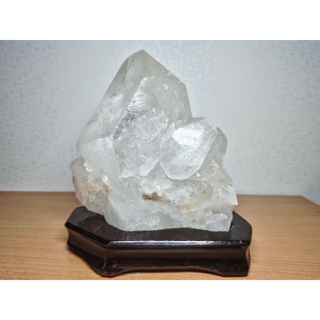 水晶 4.6kg クォーツ クラスター 原石 鑑賞石 自然石 誕生石 宝石 鉱物