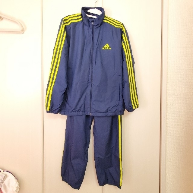 adidas(アディダス)の[adidas]アディダスジャージ上下セット キッズ/ベビー/マタニティのキッズ服男の子用(90cm~)(その他)の商品写真