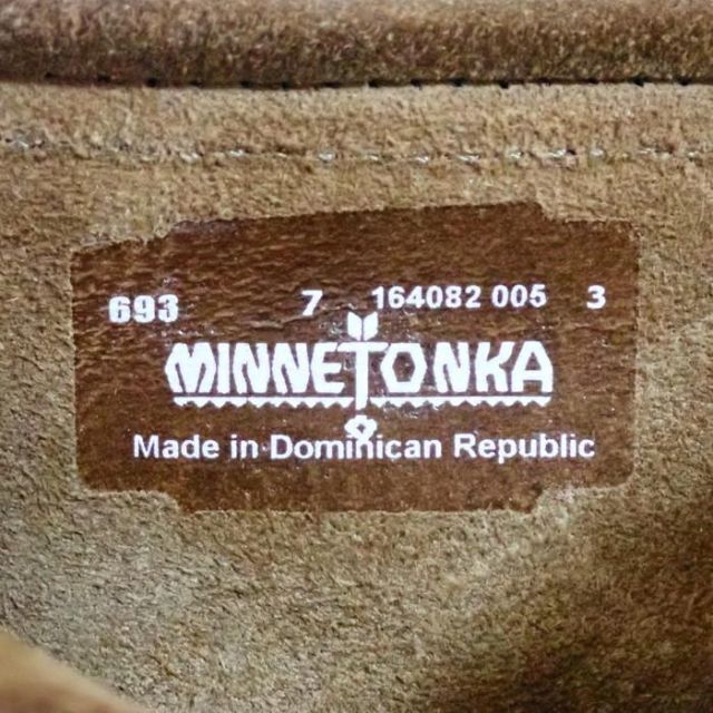 Minnetonka(ミネトンカ)のミネトンカ コンチョフリンジブーツ USA7 24㎝ わりと 美品 です！ レディースの靴/シューズ(ブーツ)の商品写真