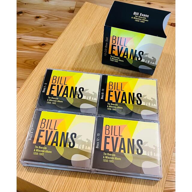 専用　ビル・エヴァンス　 CD15枚セット エンタメ/ホビーのCD(ジャズ)の商品写真