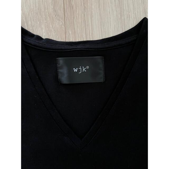 wjk(ダブルジェーケー)のwjk 黒　Ｖネック　Sサイズ メンズのトップス(Tシャツ/カットソー(半袖/袖なし))の商品写真