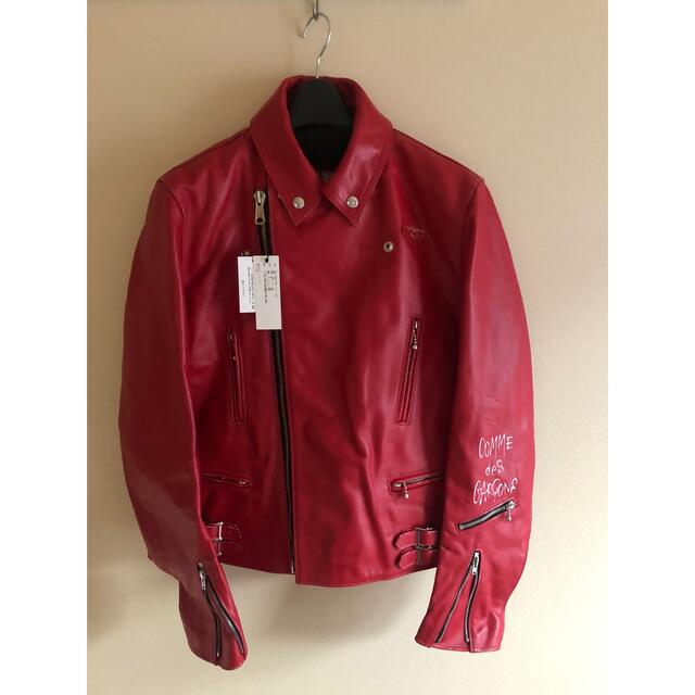 コムデギャルソン×ルイスレザー　赤44 新品 メンズのジャケット/アウター(ライダースジャケット)の商品写真