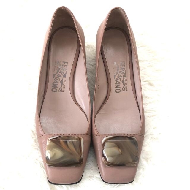 Salvatore Ferragamo パンプス ピンクベージュ size8 公式の店舗 8976