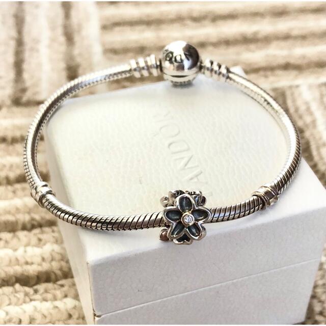 Pandora フラワーチャーム ダイヤ コンビ S925 K14の通販 by