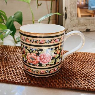 WEDGWOOD - Wedgwood マグカップ clioの通販 by サマー|ウェッジ