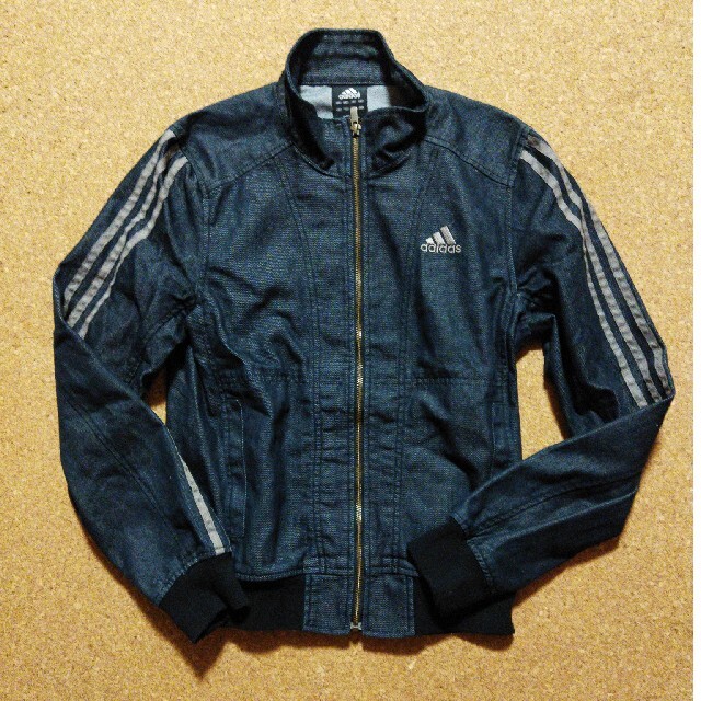 adidas(アディダス)のadidas　デニム調ジャージ　上下 メンズのトップス(ジャージ)の商品写真