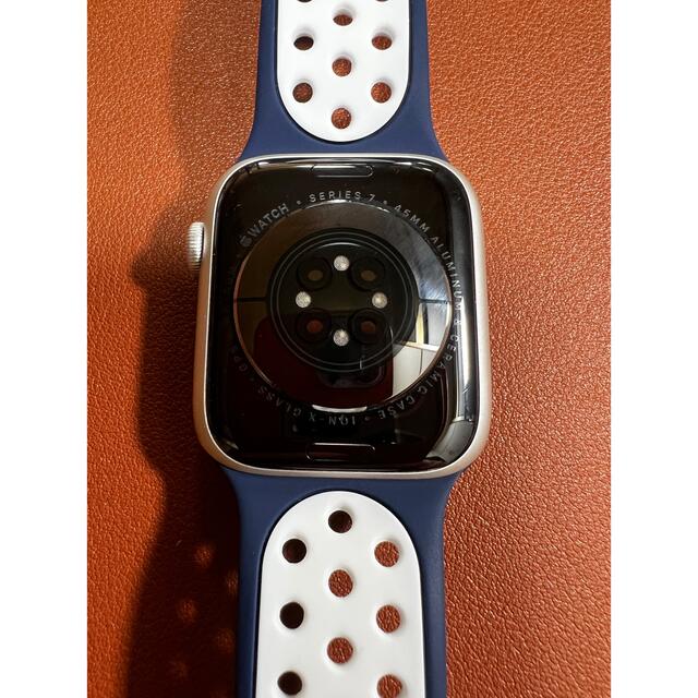 Apple Watch(アップルウォッチ)の【極美品】アップルウォッチ7 45mm GPSモデル ヤマダ電機購入品 メンズの時計(腕時計(デジタル))の商品写真