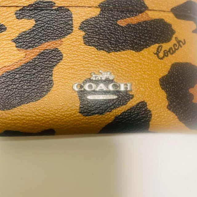 COACH(コーチ)のCOACH コーチ　コインケース　カードケース　ヒョウ柄　レオパード柄　小銭入れ レディースのファッション小物(名刺入れ/定期入れ)の商品写真