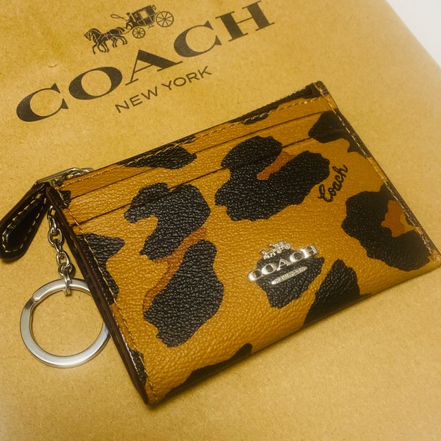 人気！COACH コーチ キーホルダー&カードケース レオパード柄