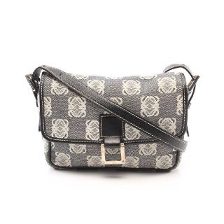 ロエベ ポシェットの通販 300点以上 | LOEWEを買うならラクマ