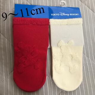 ディズニー(Disney)の新品♡ミッキー　ソックス　レッド・ホワイト　9〜11cm(靴下/タイツ)