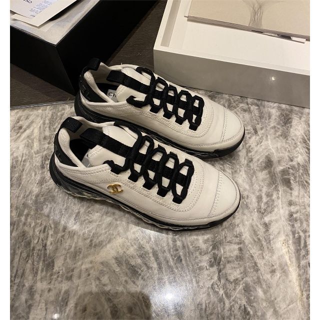 トラスト used 希少色 シャネル CHANEL G34764 x 52955 ココマーク