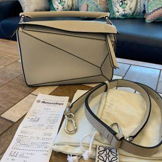 ロエベ 巾着の通販 700点以上 | LOEWEを買うならラクマ