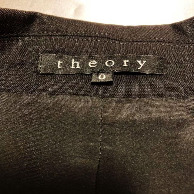 theory(セオリー)の☆美品・スカートスーツ☆theory セオリー　サイズ0  黒 レディースのレディース その他(その他)の商品写真