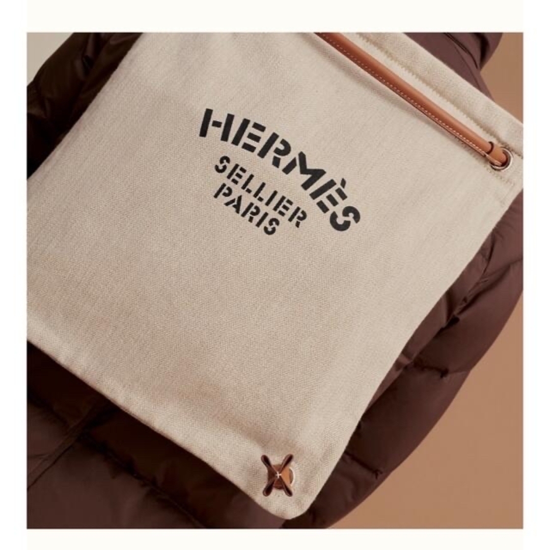 HERMES - エルメス リュック 斜めがけ ゴールド/クレ 新品未使用 HERMES - エルメス リュック 斜めがけ ゴールド/クレ 新品未使用