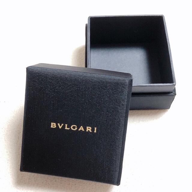 BVLGARI(ブルガリ)のブルガリ　箱　ショッパー　リボン付き レディースのバッグ(ショップ袋)の商品写真