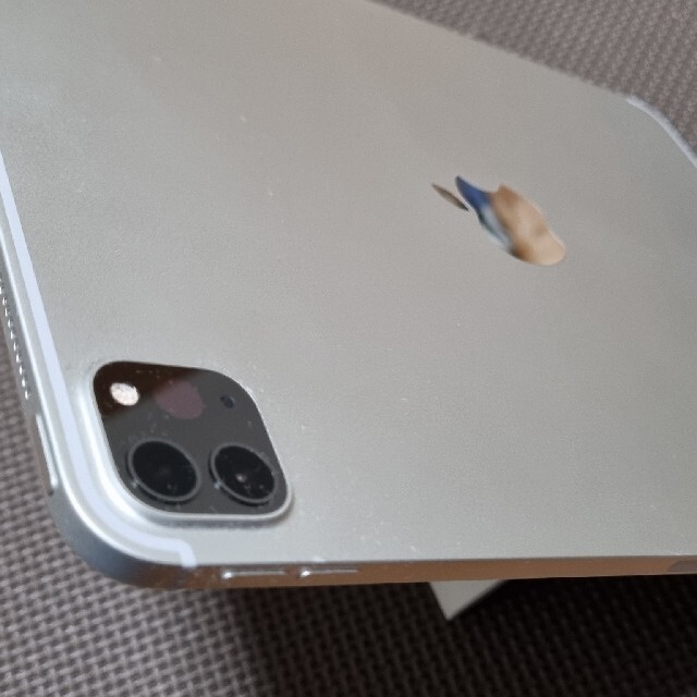 iPad Pro 11インチ 第2世代 シルバー 128GB Cellular - 2