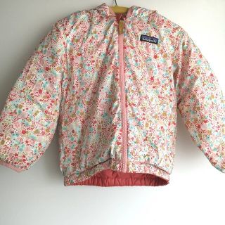 パタゴニア(patagonia)のパタゴニア　アウター　コート　100 110 ピンク　花柄　リバーシブル(ジャケット/上着)