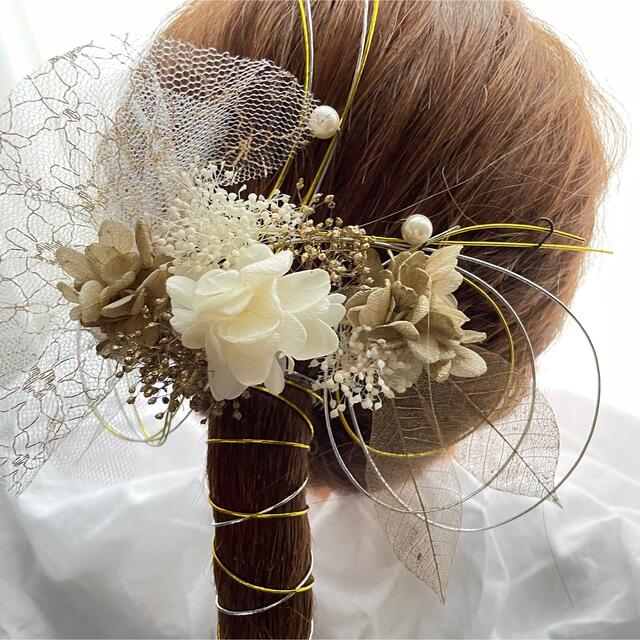 髪飾り 成人式 結婚式 卒業式 ヘッドドレス ドライフラワー の通販 by
